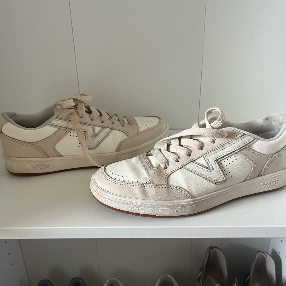 Vans sneakers in excellent condition!